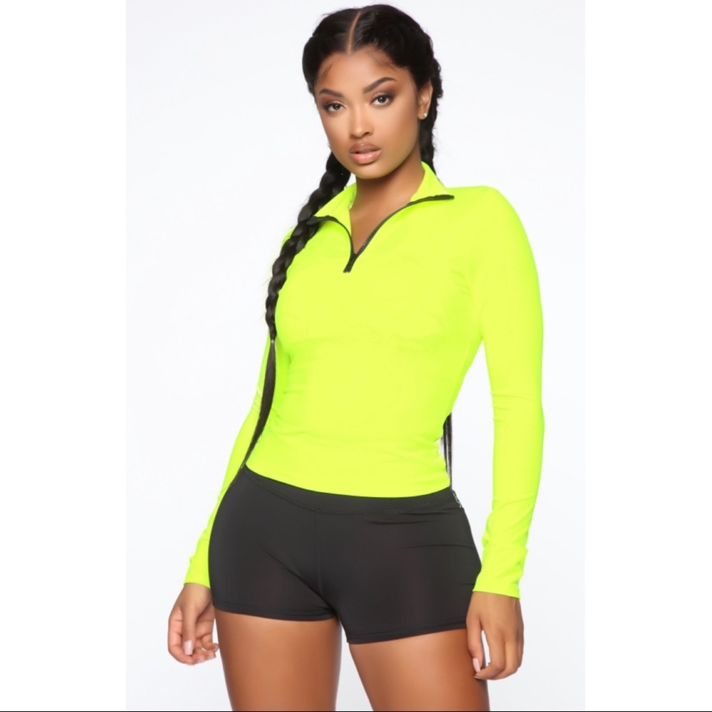 🎉$10 SALE NWOT Fashion Nova Neon Yellow Top🏃‍♀️
